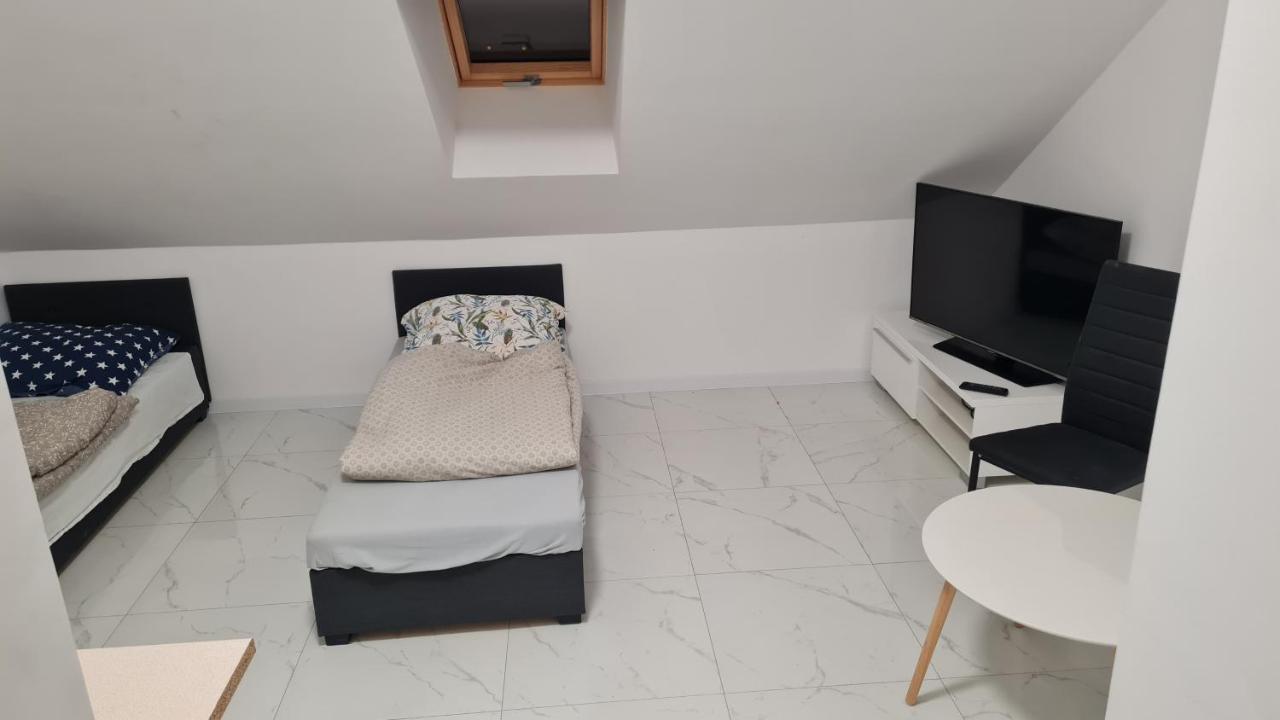 Rmf Naworol 10,,,, Wjazd Od Nr 6 Apartamento Estetino Exterior foto